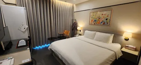 Brown-Dot Hotel Deokcheon