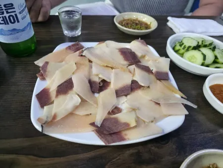 Yeongnan Gorae Gogi