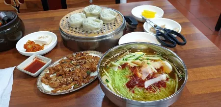 Bakgane Kalguksu Milmyeon