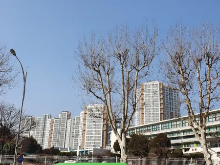 I Pyeonhan Sesang Sinchon