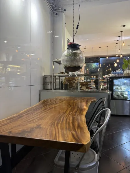 Gau Coffee & Bakery
