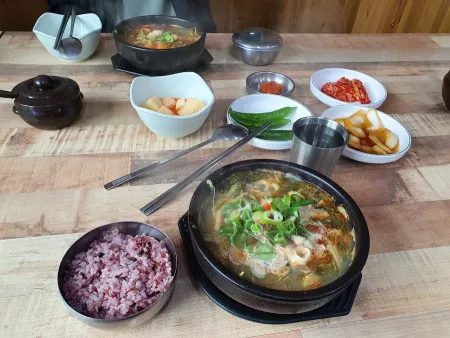 Songdang Haejangguk