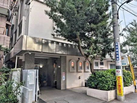 Blue Empire Hotel In Shinjuku