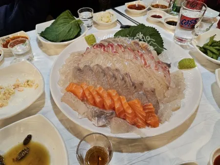 オルレヨフェセンター