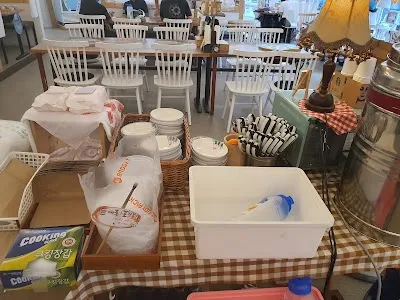 吃炸豬排的龍萬