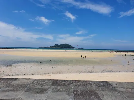 Geumneung Beach