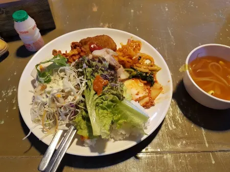 Yonggaekjan Dakbal