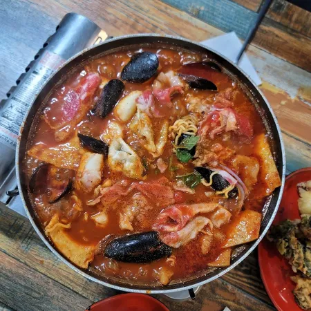Gojeon Tteokbokki Main Branch