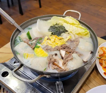 Hongdukkae Son Kalguksu
