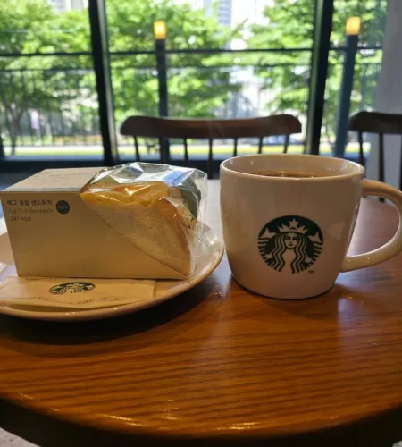 Starbucks Busan Jaesong DT Branch