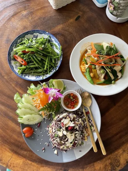 Chada Vegetarian Restaurant Chiang Mai