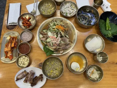 Yeokjeon Halmeoni Beer
