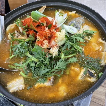 Yongilho Hwareo Hoetjip