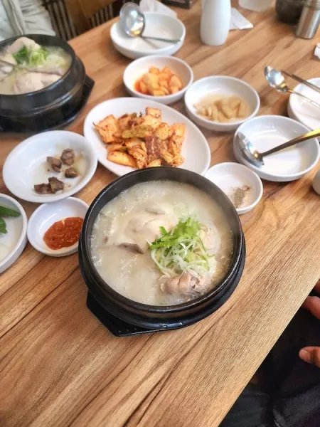 Daega Samgyetang