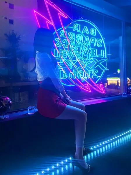 博多 Bar LEVEL XYZ 博多駅前本店
