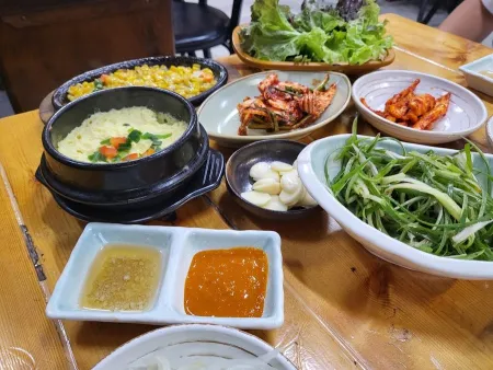 Gyeongpo Yacham Sutcharo Gui
