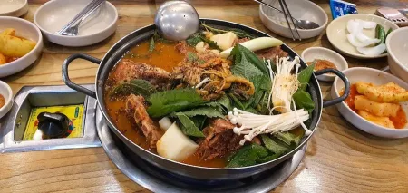 조마루감자탕 삼화지구점
