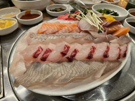 Sokcho Ojingeo Eosijang Mapo Branch