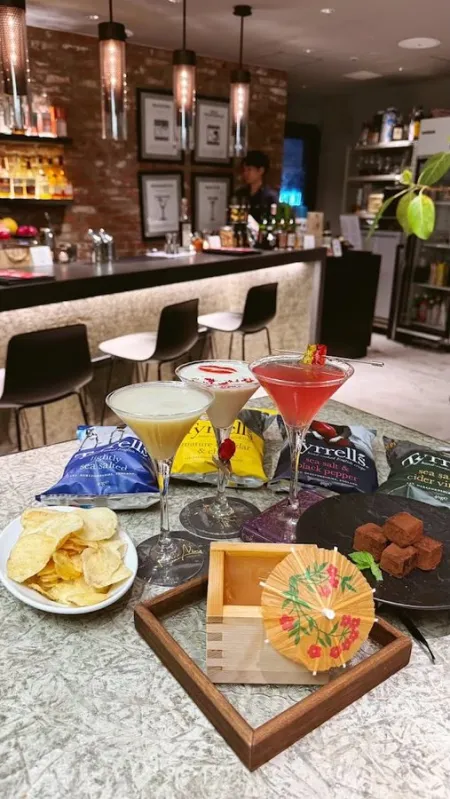 BAR NINE