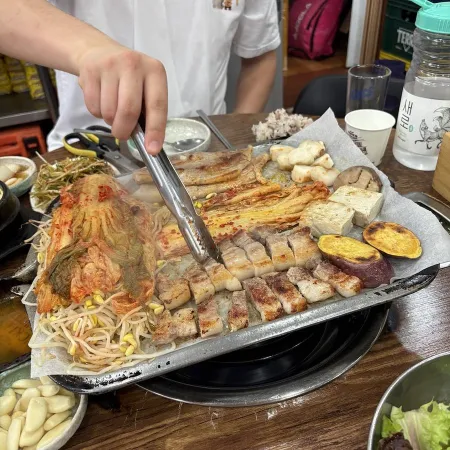 Handonchon Saeng Samgyeopsal