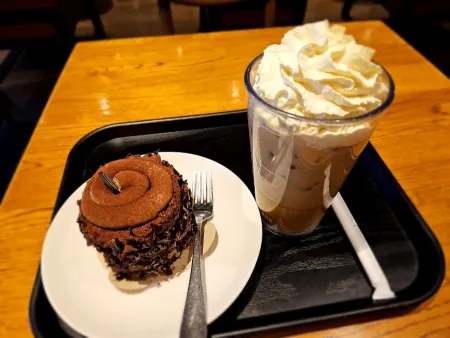 スターバックス コーヒー 論峴ヒルトップ店