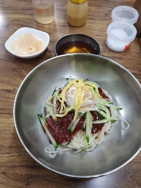 반송밀면