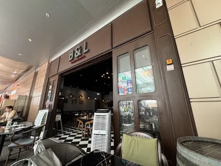 B&L (Burger & Lobster)
