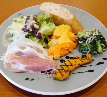 おいしい肴&ワインバー IL BOSCO