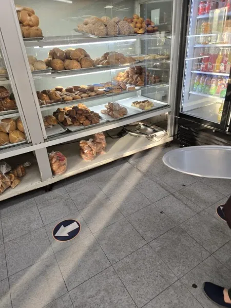 Angeles Bakery