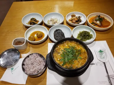 Jindong Sashimi House