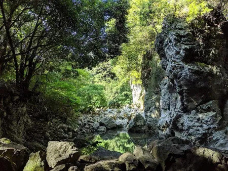 Andeok Valley
