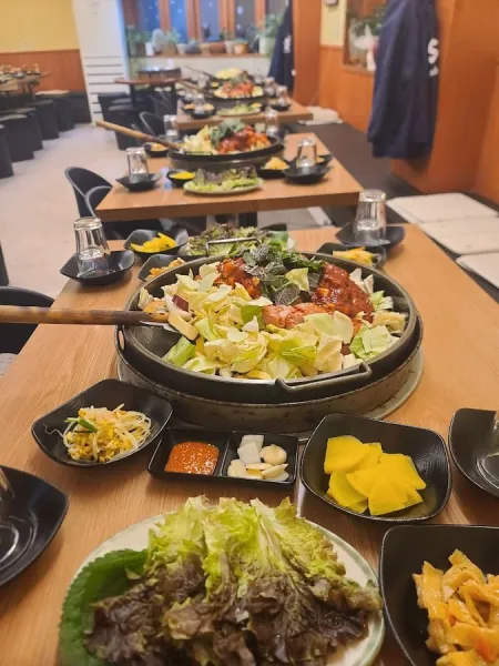 Chuncheon Myeongga Chicken Ribs