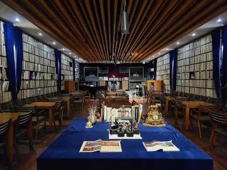 Rheehall music gallery