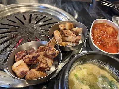 Gobaek Gogi Jip