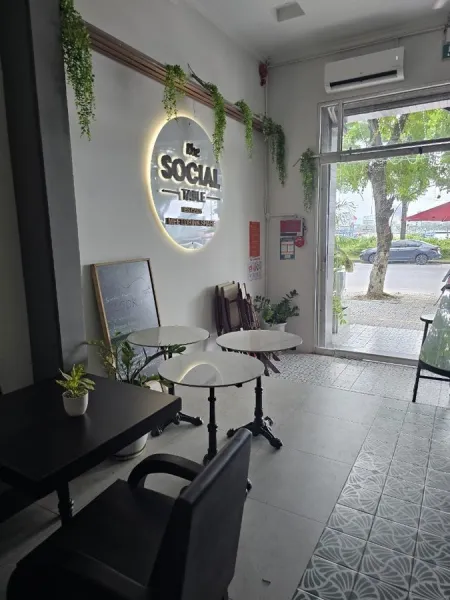 The Social Table