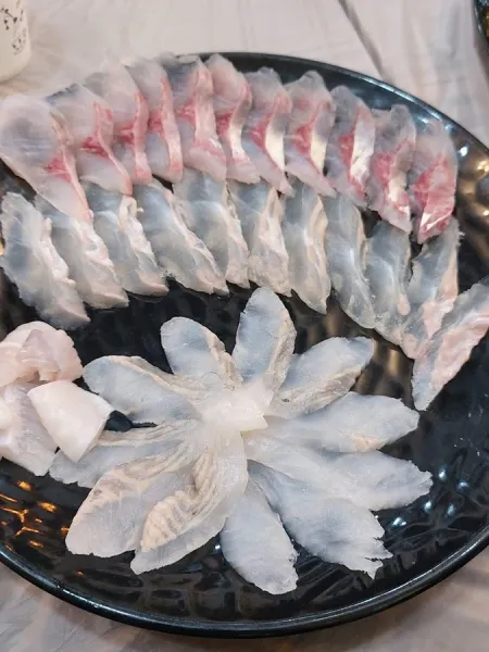 テポ港タラバガニ蒸し