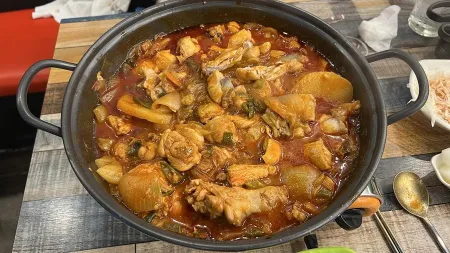 Kkokkobaeng Tongdak