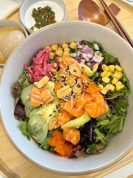 Mealmealmeal Poke & Salad