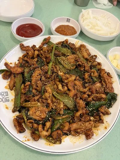 동명닭집 방이