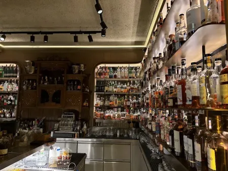 Hemingway Bar
