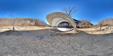 Songjeong Park Sangjin Lake Park