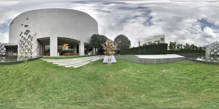 Museum of Contemporary Art (MOCA)