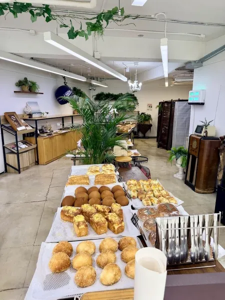 Dinosaur Factory Bakery