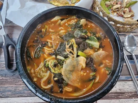 Taeyang Kalguksu