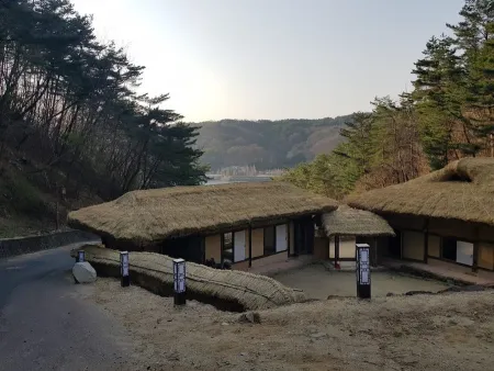 Andong Folk Village