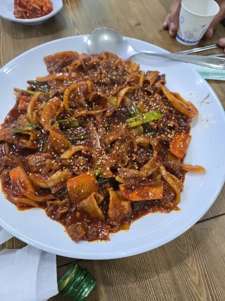 Baraebong Sikdang