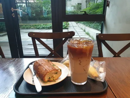 Starbucks Sindang Station Intersection