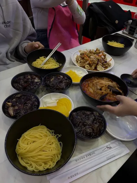 Chakhan Jjajang