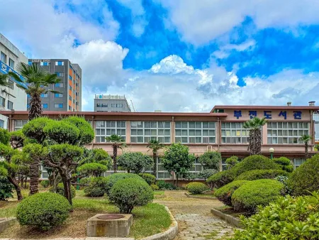 Bujeon Library