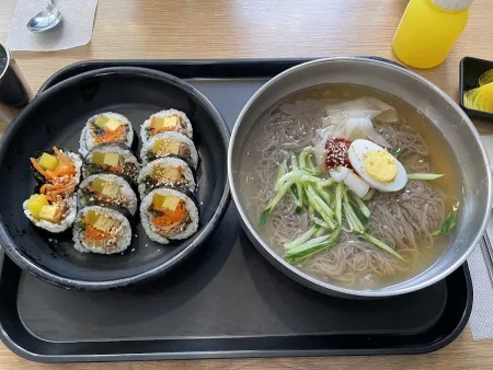 싸다김밥 동묘앞역점